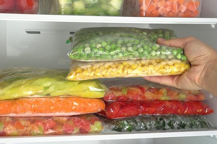 Can You Freeze Food in Sandwich Bags?